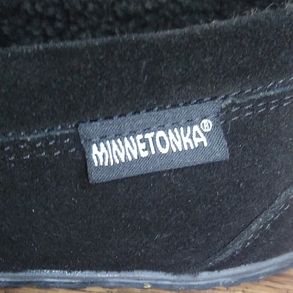 Minnetonka Plaid Moccasin Slippers - Picture 4 of 8